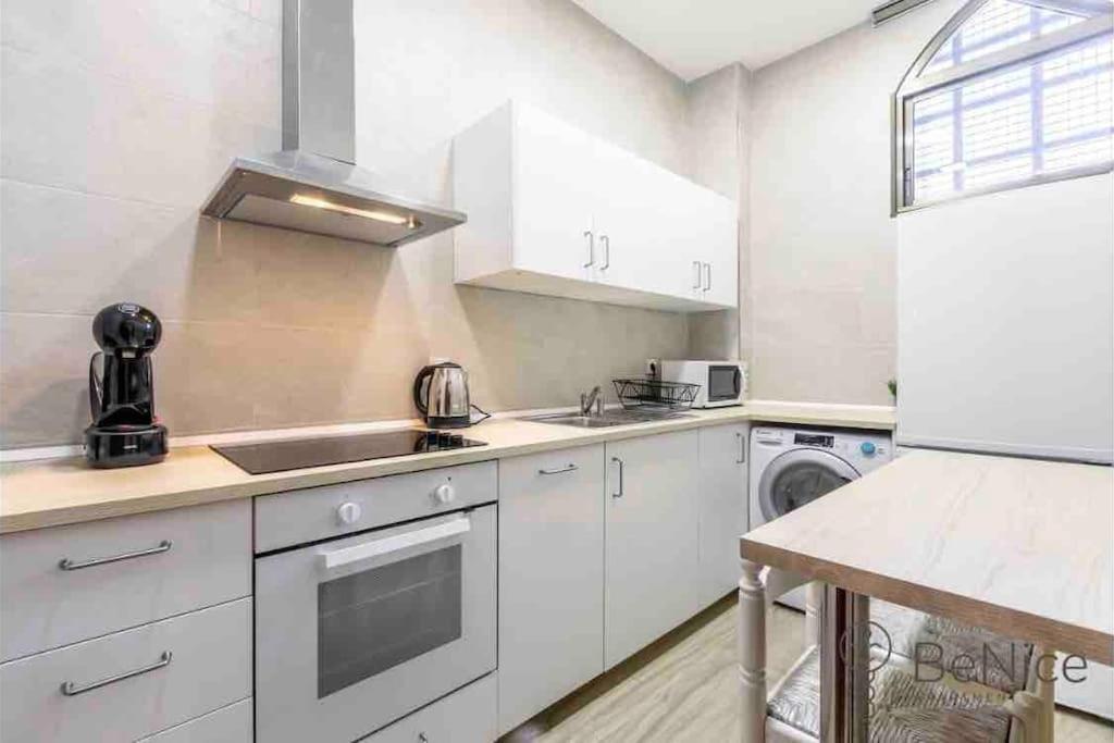 Luxury Apartamento Sevilla Centro -Triana エクステリア 写真
